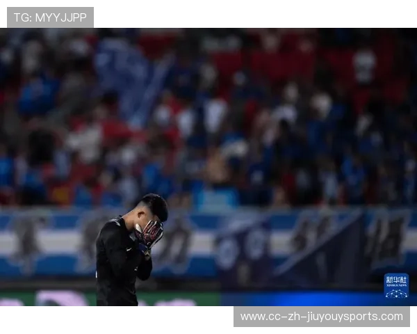 上海申花拉唐边路突破形成威胁—从边路爆发看球队进攻新风格